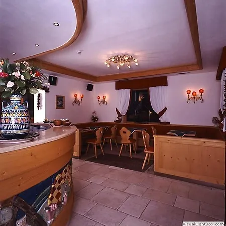 酒店 克里奇奥多洛米蒂酒店 3*